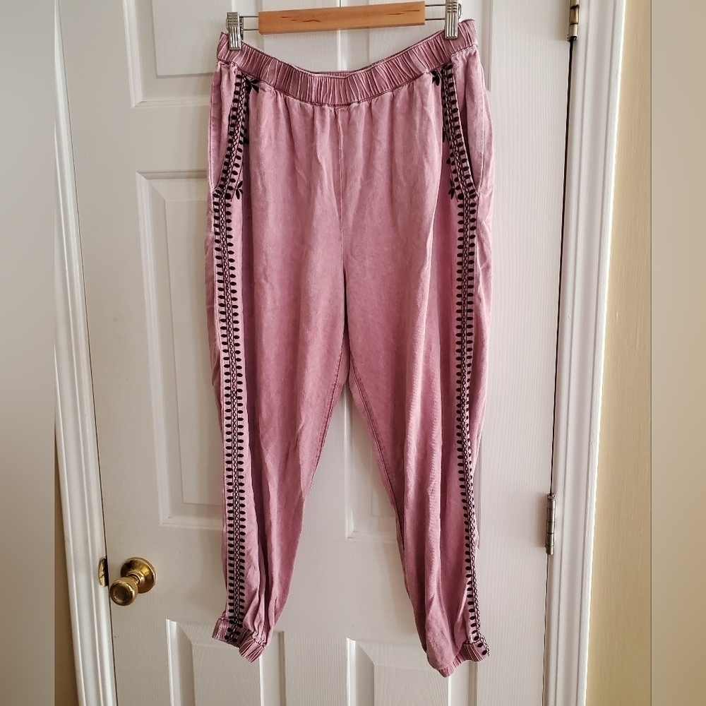 Wonderly Cotton Embroidered Boho Pull On Joggers Sz L in Boho Purple
